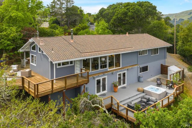 290 Stuyvesant Dr, San Anselmo, CA 94960