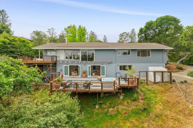 290 Stuyvesant Dr, San Anselmo, CA 94960