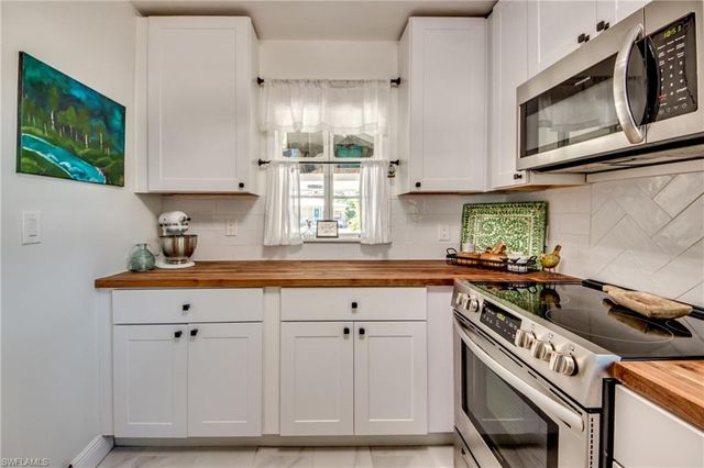 1421 Maravilla AVE, Fort Myers, FL 33901