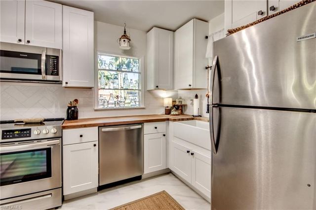 1421 Maravilla AVE, Fort Myers, FL 33901