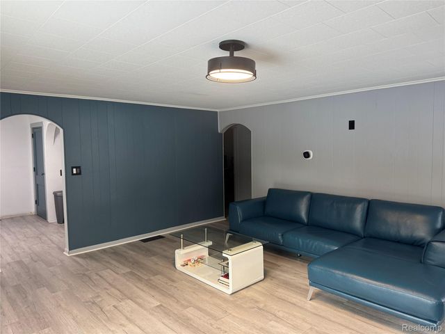 14600 Red Arrow Highway, Berrien Township, MI 49116