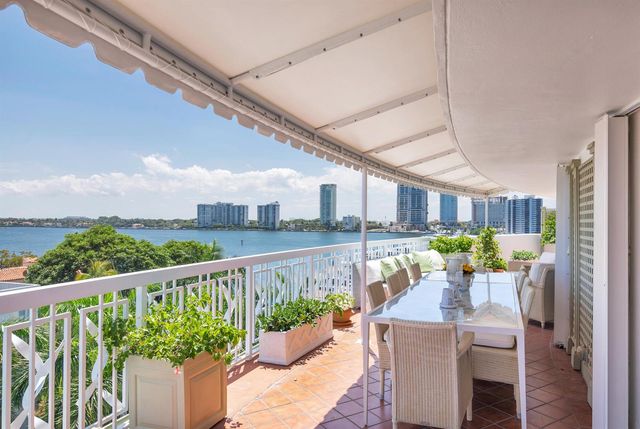 389 S Lake Drive Phb, Palm Beach, FL 33480