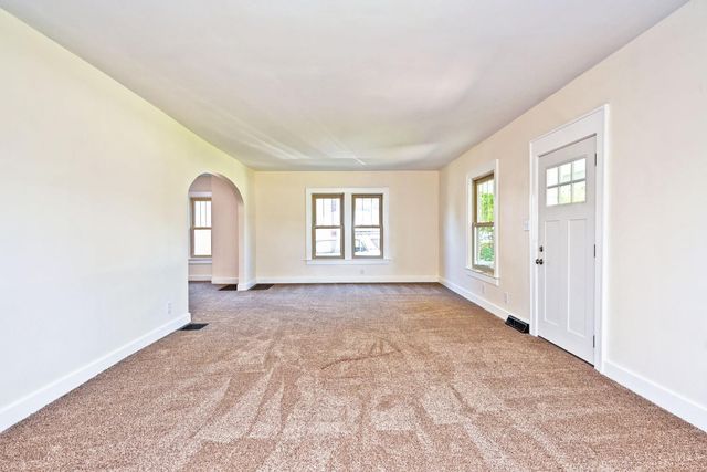 3209 Pleasant Avenue, Hamilton, OH 45015