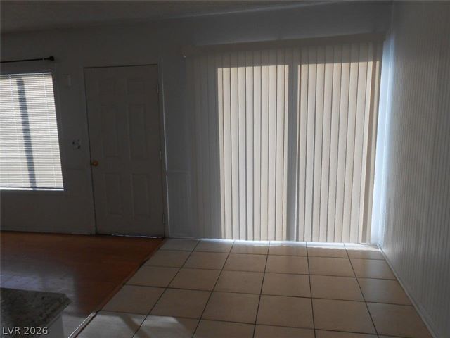 6671 Bubbling Brook Drive D, Las Vegas, NV 89107