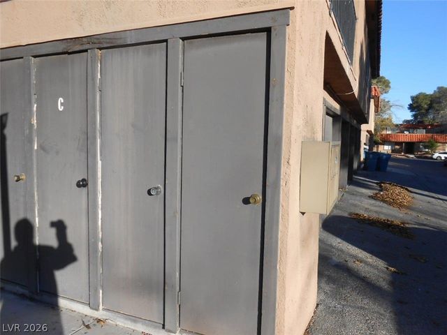 6671 Bubbling Brook Drive D, Las Vegas, NV 89107