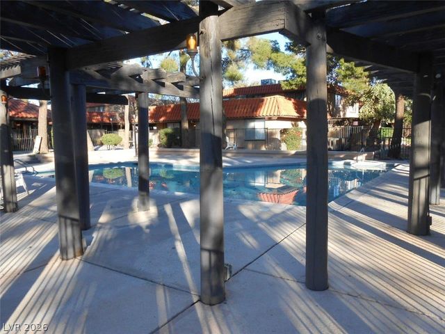 6671 Bubbling Brook Drive D, Las Vegas, NV 89107
