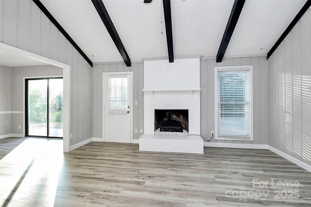 5823 Falstaff Drive, Charlotte, NC 28227