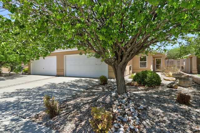 328 Via Vista Street SE, Albuquerque, NM 87123