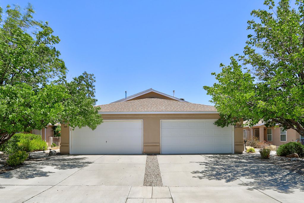 328 Via Vista Street SE, Albuquerque, NM 87123