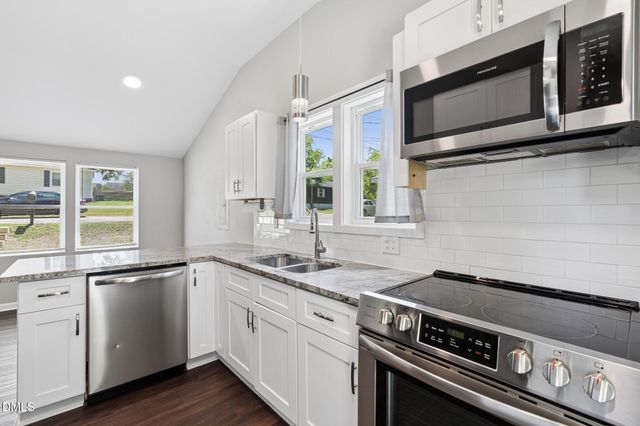 221 Turner Street, Holly Springs, NC 27540