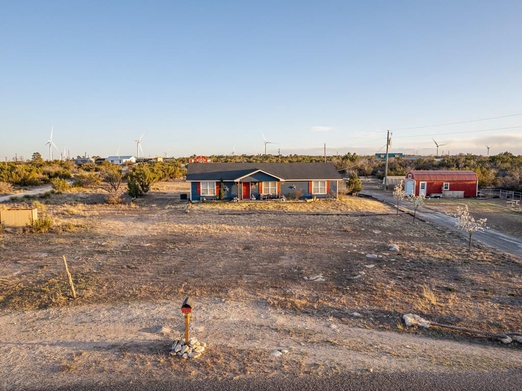 808 Angela Rd, Big Spring, TX 79720