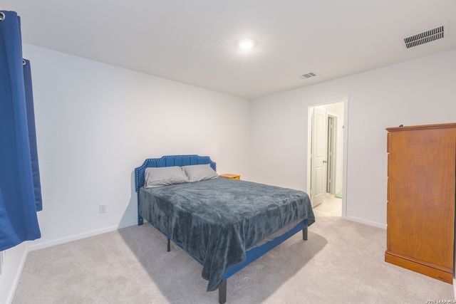 3633 Wentz Hill Dr, Marion, TX 78124