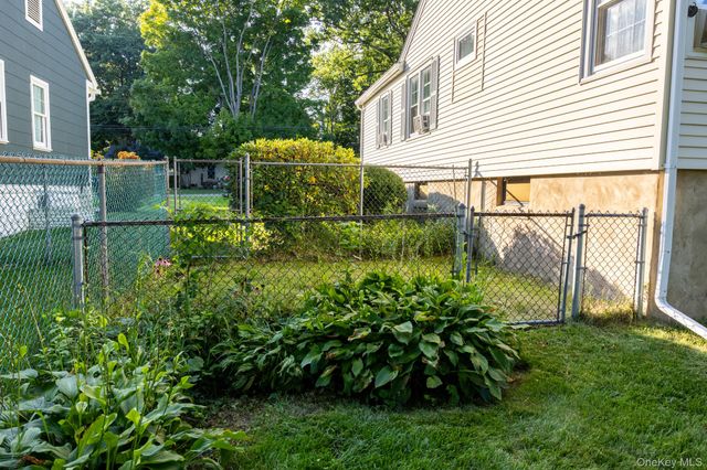 67 E Willow Street, Beacon, NY 12508