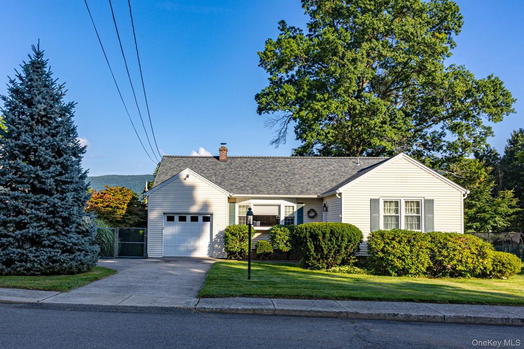 67 E Willow Street, Beacon, NY 12508 — exterior