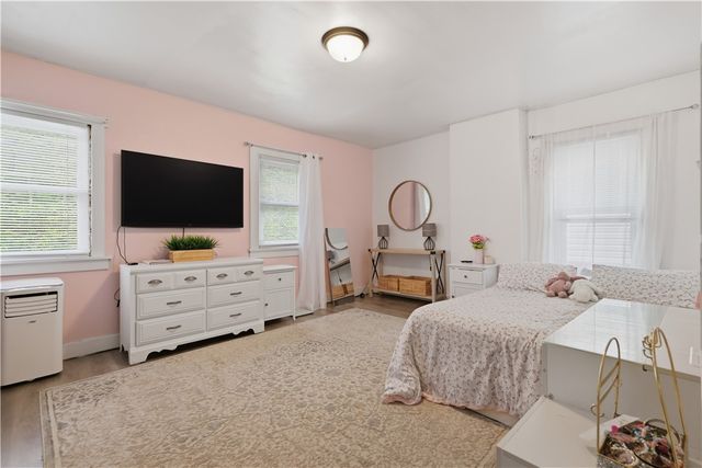 2646 Library Rd, Overbrook, PA 15234
