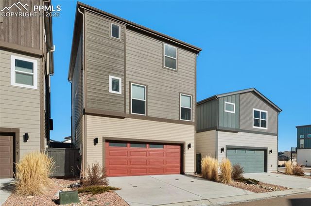 7263 Hunter Jumper Drive, Colorado Springs, CO 80922