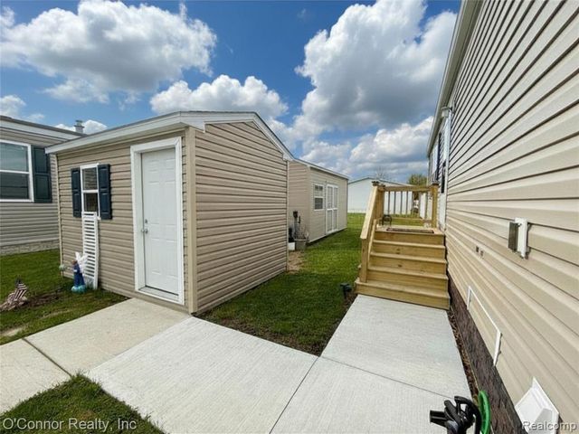 269 Westbrook Court, Port Huron, MI 48060