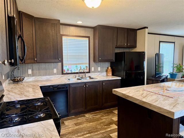 269 Westbrook Court, Port Huron, MI 48060