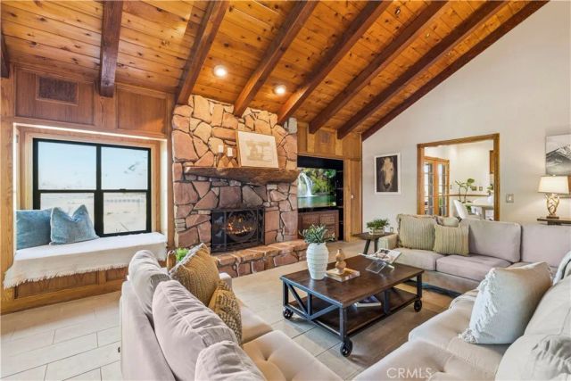 32944 Agua Dulce Canyon, Agua Dulce, CA 91390