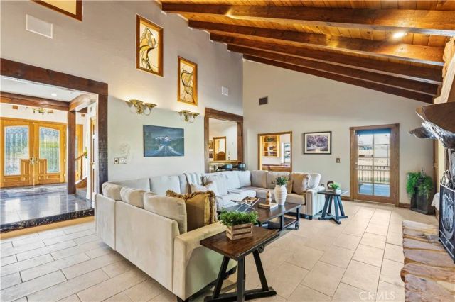 32944 Agua Dulce Canyon, Agua Dulce, CA 91390