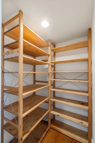 28 Port Norfolk St, Boston, MA 02122