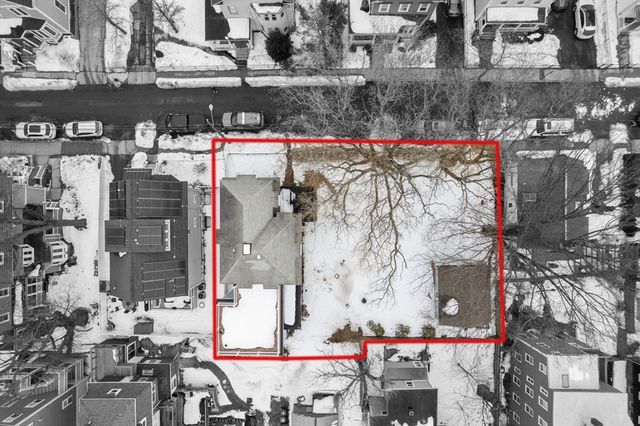 28 Port Norfolk St, Boston, MA 02122