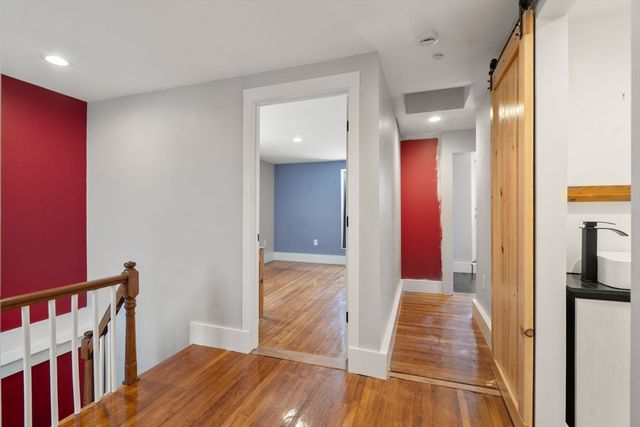 28 Port Norfolk St, Boston, MA 02122
