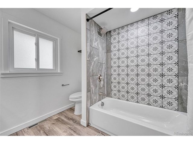 7415 W Clifton Ave, Littleton, CO 80128