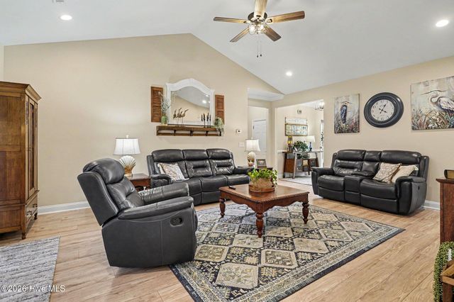 552 Timber Creek Drive, Loris, SC 29569