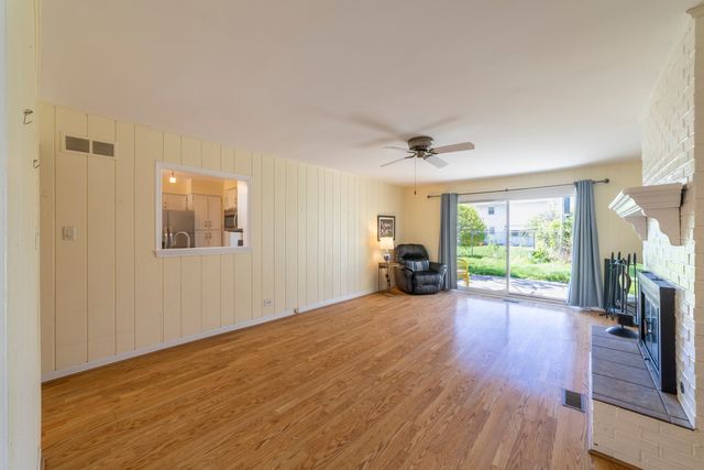 920 Macarthur Drive, Chicago Heights, IL 60411