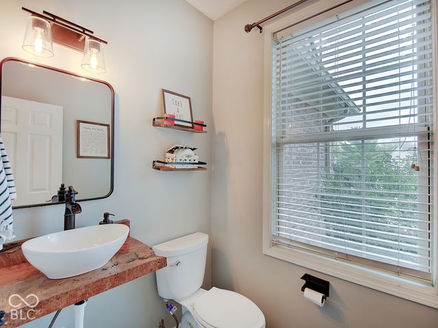 4899 Brentridge Place, Greenwood, IN 46143