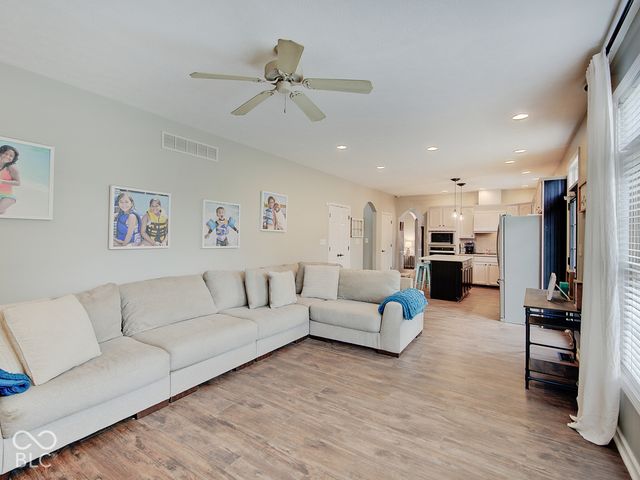 4899 Brentridge Place, Greenwood, IN 46143