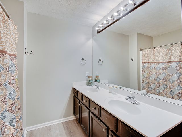 4899 Brentridge Place, Greenwood, IN 46143