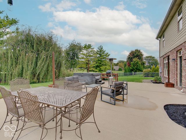 4899 Brentridge Place, Greenwood, IN 46143