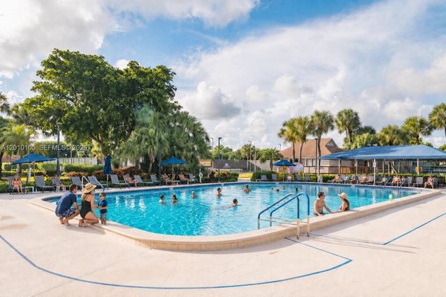 5016 Rose Hill Dr 2303, Boynton Beach, FL 33437