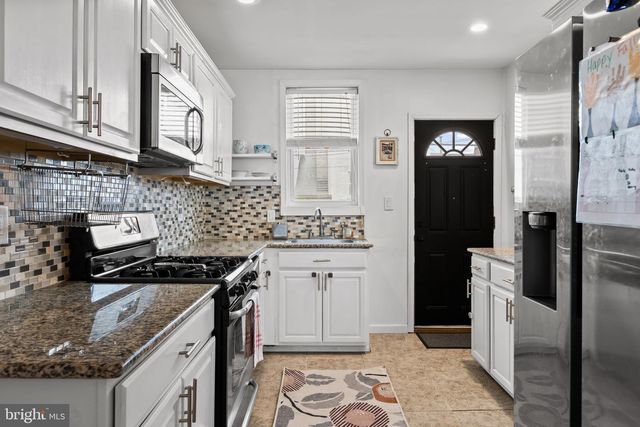 325 CANTRELL ST, Philadelphia, PA 19148