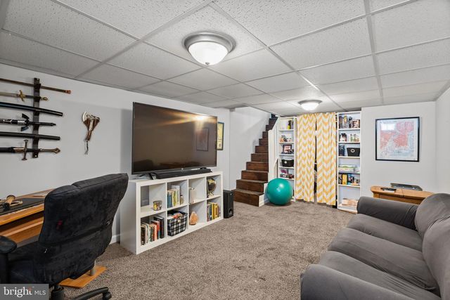 325 CANTRELL ST, Philadelphia, PA 19148