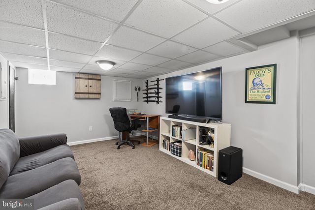 325 CANTRELL ST, Philadelphia, PA 19148