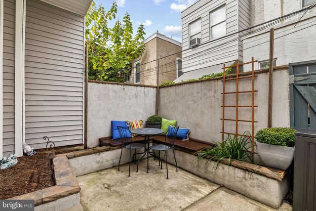 325 CANTRELL ST, Philadelphia, PA 19148
