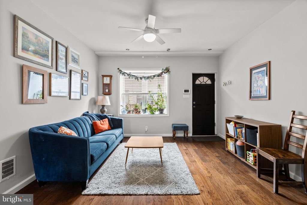 325 CANTRELL ST, PHILADELPHIA, PA 19148 — photo 5