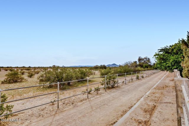 10521 E Bella Vista Drive, Scottsdale, AZ 85258