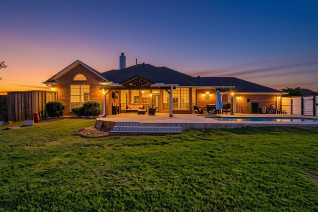 10625 Richard Circle, Forney, TX 75126