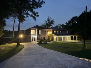 29015 Commons Oaks Drive, Huffman, TX 77336