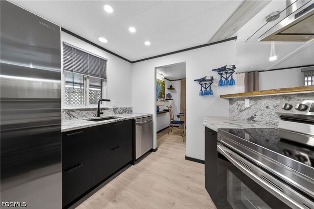 5502 Ben Franklin LN, North Fort Myers, FL 33917
