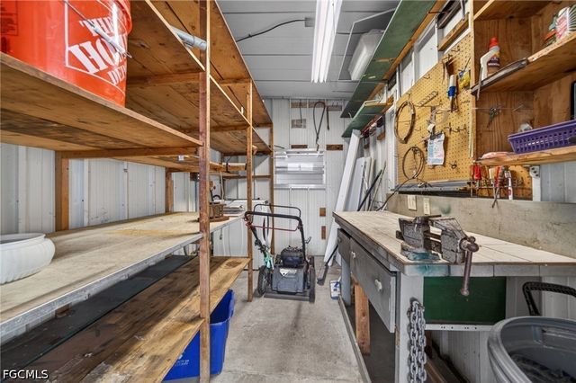 5502 Ben Franklin LN, North Fort Myers, FL 33917