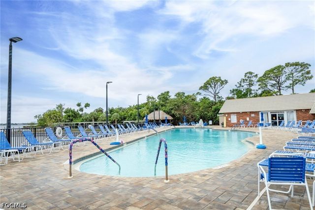 5502 Ben Franklin LN, North Fort Myers, FL 33917