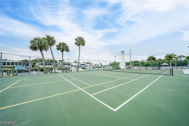 5502 Ben Franklin LN, North Fort Myers, FL 33917