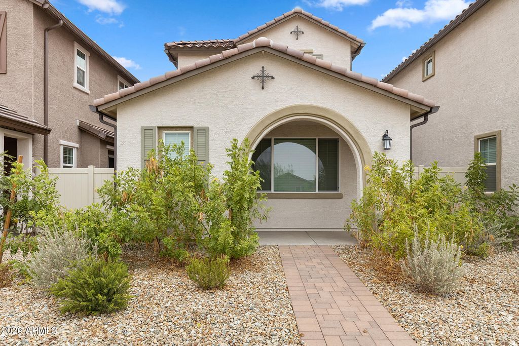 24629 N 164TH Drive, Surprise, AZ 85387 — exterior