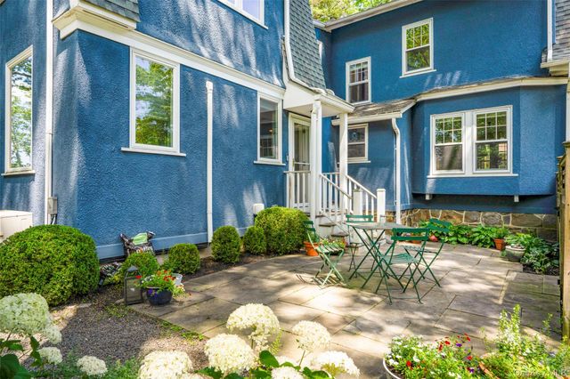 75 Young Avenue, Pelham, NY 10803