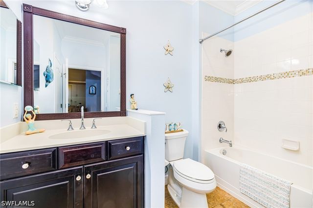 10021 Antori DR, Estero, FL 33928